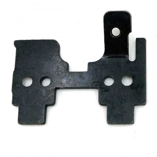 Запчасть к креплению ножа на машинку &quot;1400&quot; металлическая пластина.