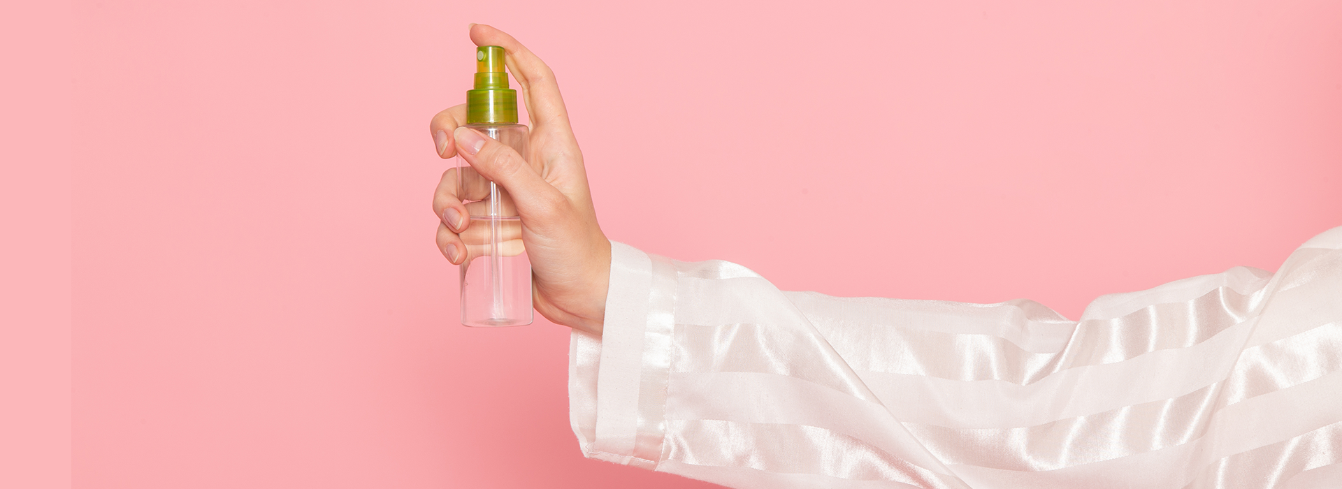 Мисты для лица: спасение кожи в летнюю жару