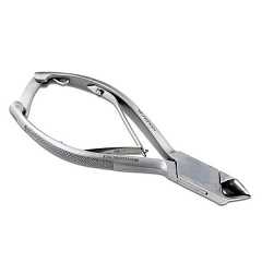 Щипцы для ногтей вогнутая форма, размер 5,5.