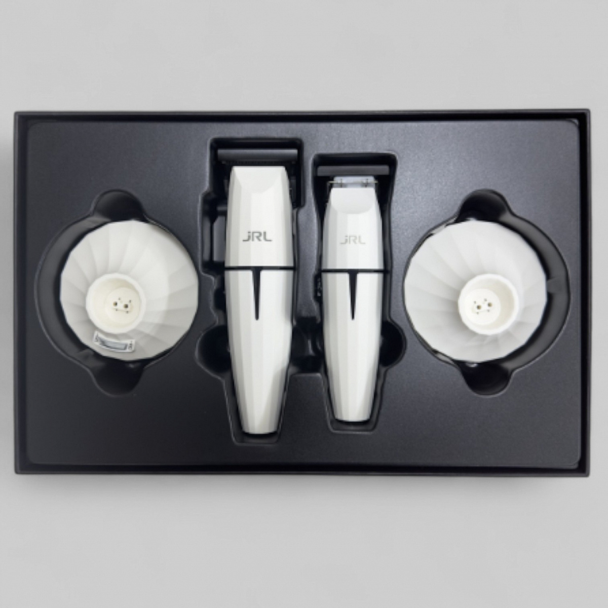 GHOST KIT 1 (2020C-B, 2020T-B), WHITE-НАБОР ДЛЯ СТРИЖКИ ВОЛОС (В СОСТАВЕ МАШИНКА ДЛЯ СТРИЖКИ ВОЛОС И ТРИММЕР), ЦВЕТ- БЕЛЫЙ/Набор &quot;JRL GHOST KIT 1&quot;, в наборе рабочая машинка &quot;JRL ONYX CORDLESS WHITE&quot; (2020C-B) и  2020T-B