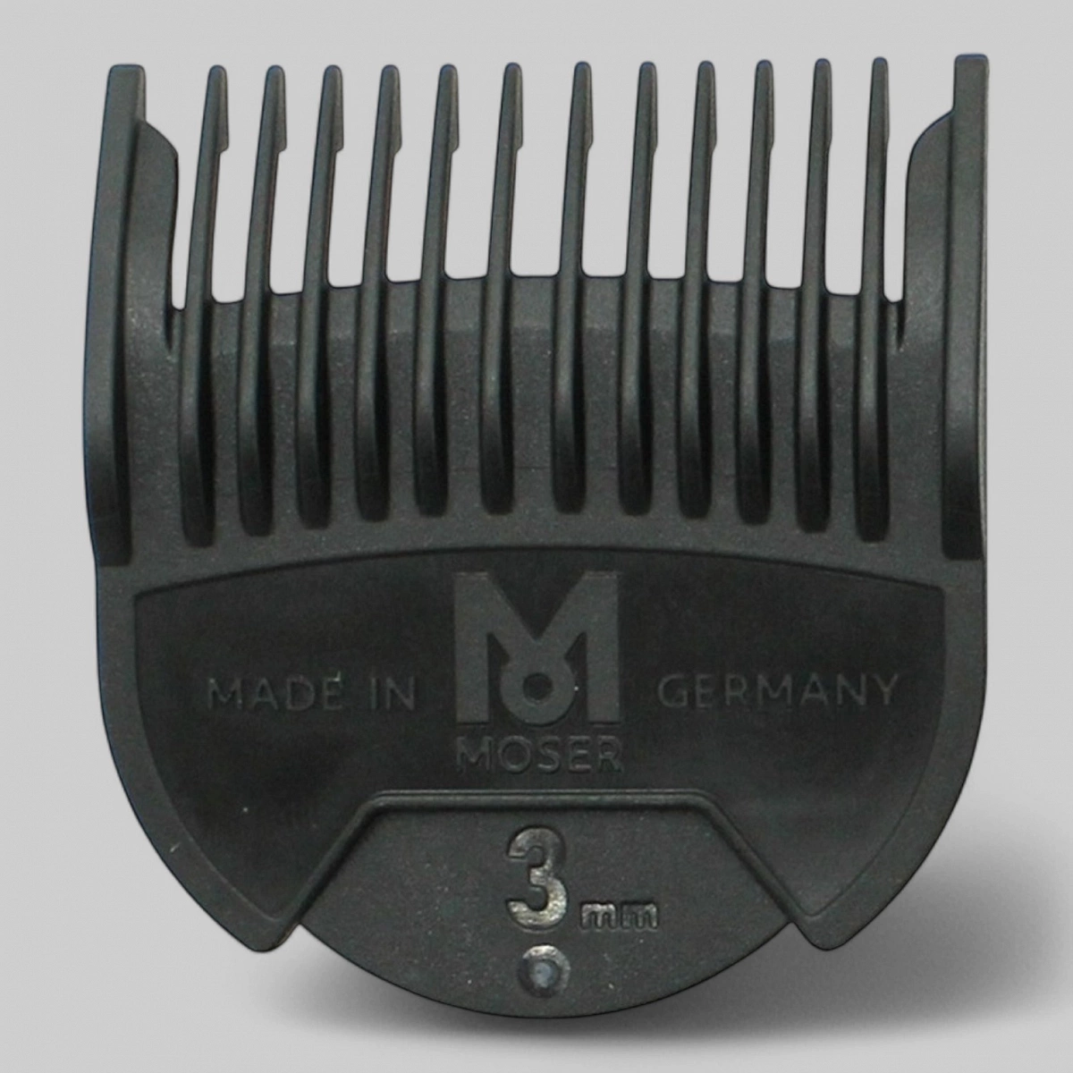 Насадка к машинкам &quot;1230&quot;, &quot;1400&quot;, &quot;1854&quot;, &quot;1870&quot;, &quot;1871&quot;, &quot;1874&quot;, &quot;1876&quot;, &quot;1877&quot;, &quot;1884&quot;, &quot;1885&quot;, &quot;1877&quot;, &quot;1887&quot;, &quot;1888&quot;, &quot;4212&quot; -3мм.