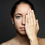 Почему возникает пигментация кожи и как с этим бороться