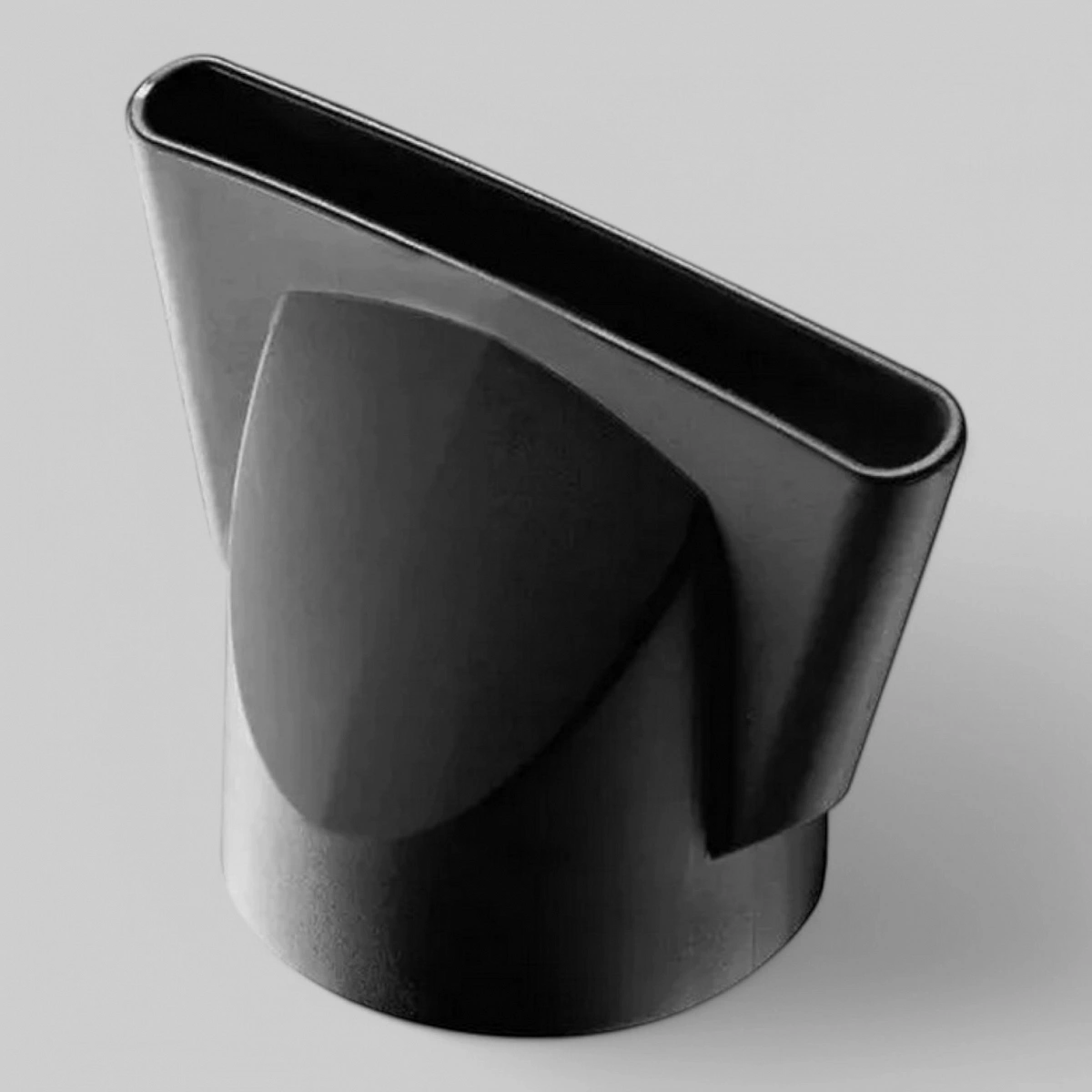 Запасная насадка для итальянских фенов &quot;BABYLISS PRO&quot; с защелкиванием, размер 75Х6мм.