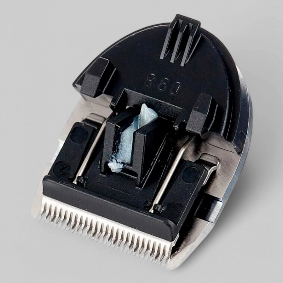 Нож в сборе к машинкам 1584, 1585, 1586, 1590, 1591 и 1592.