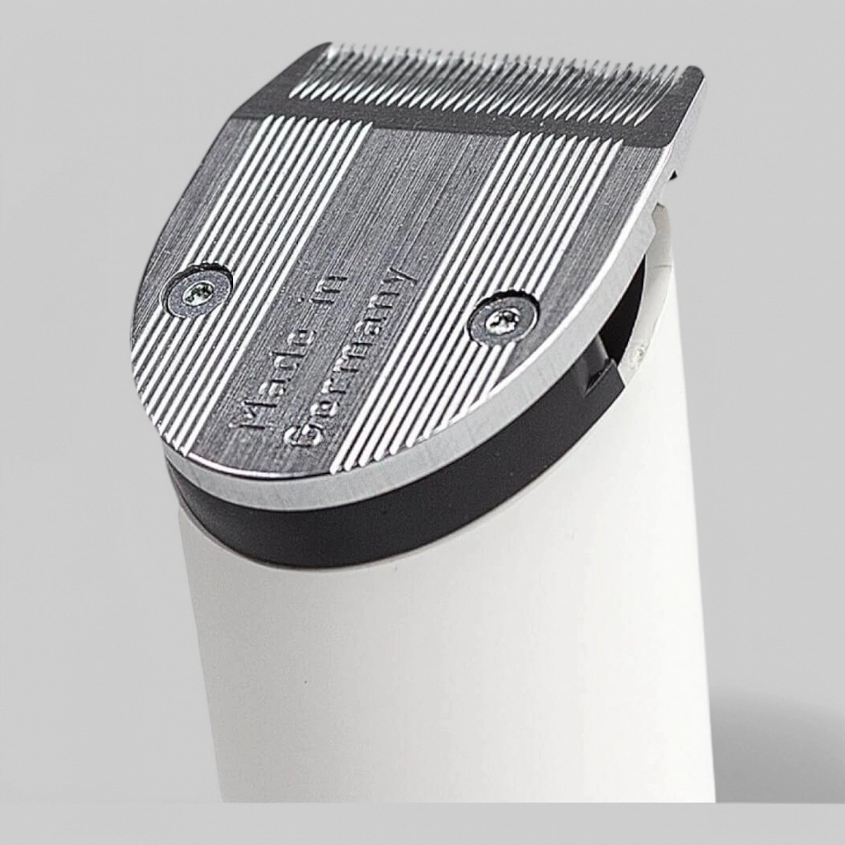 Триммер для животных Wahl - Vetiva Mini 0,4 мм, 5500 об/мин (арт. 1584-0481)