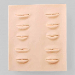 Искуственная кожа с образцами губ и бровей для обучения и практики.