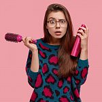 Летняя укладка: как сохранить прическу в жару и не навредить волосам