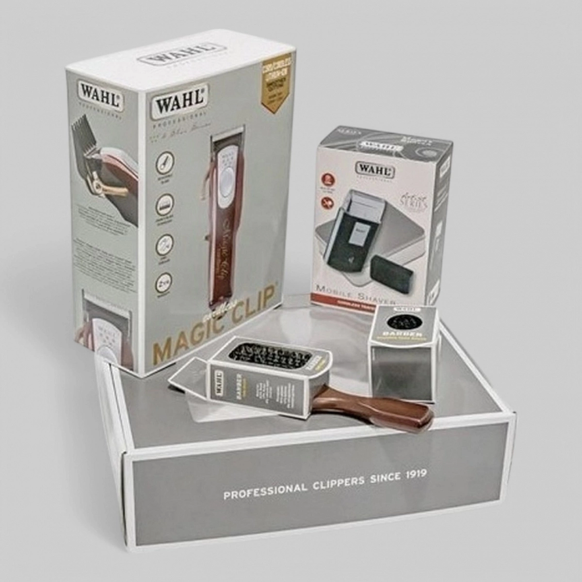 Набор для стрижки Wahl Combo Magic Clip & Travel Shaver  включает в себя: Wahl Magic Clip Cordless, Travel Shaver, Две щетки для фейда (арт. 3615-0473)