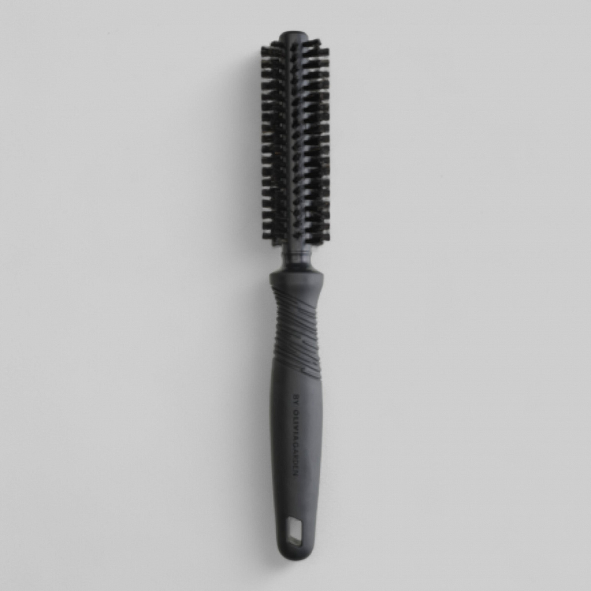 The Round Boar Brush 15mm -Круглая  расческа-щетка Round BOAR BRUSH, диаметр 15 мм